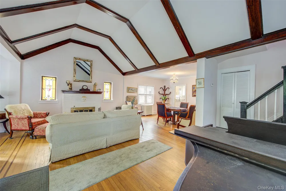 80-38 236th Street Bellerose Manor, NY 11427