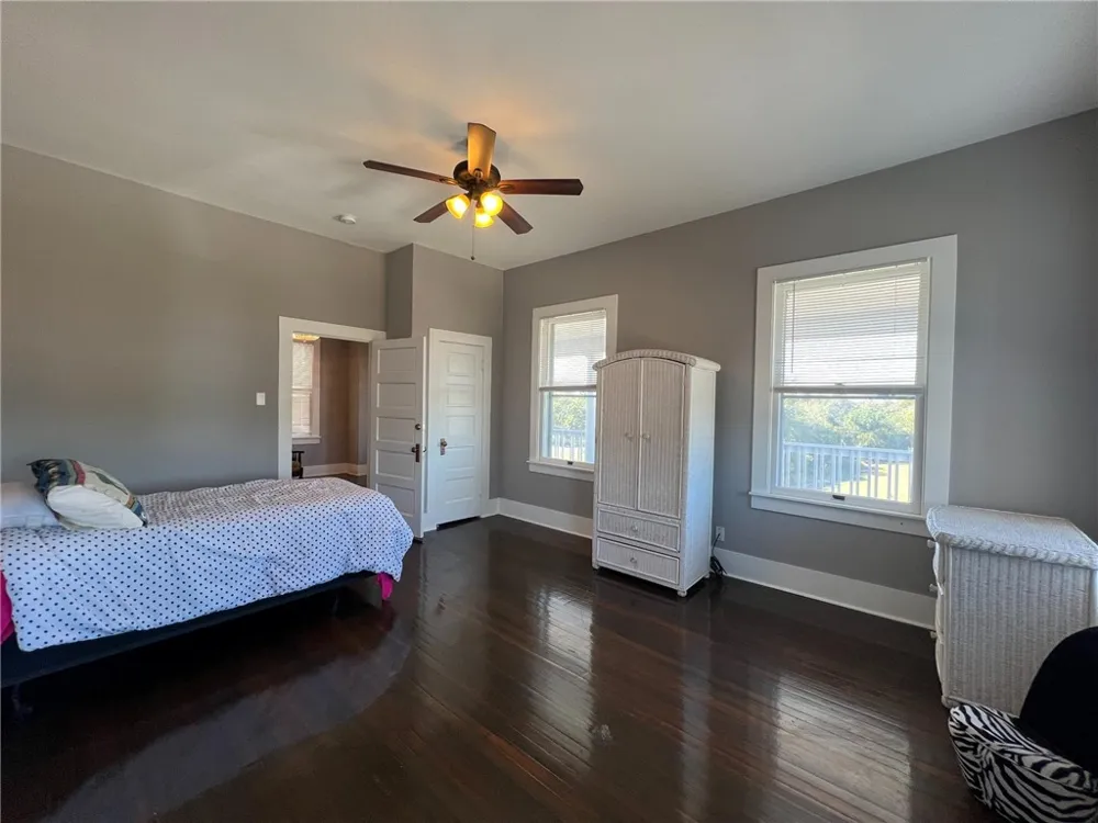 909 Power Street Refugio, TX 78377