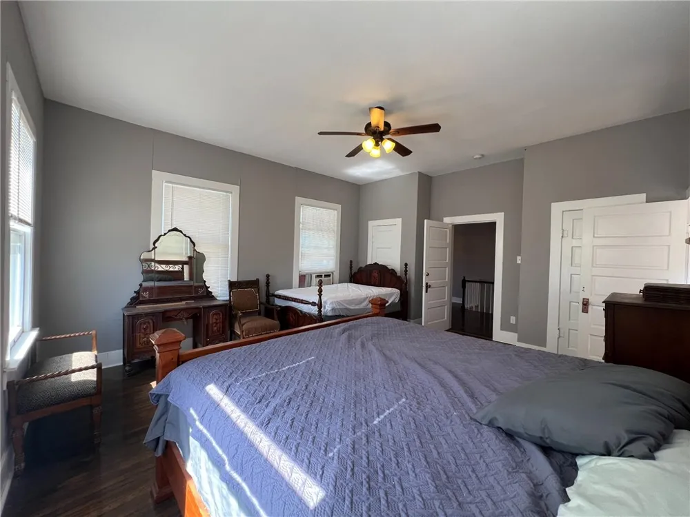 909 Power Street Refugio, TX 78377