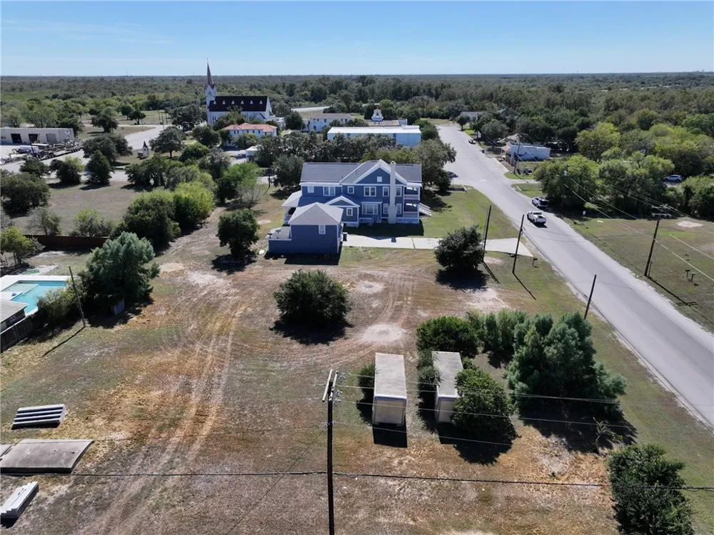 909 Power Street Refugio, TX 78377