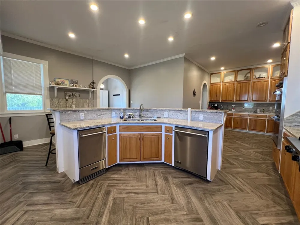 909 Power Street Refugio, TX 78377
