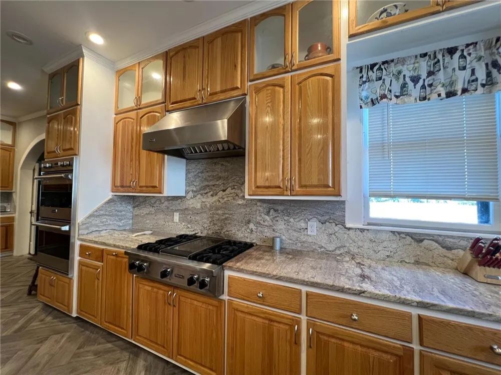 909 Power Street Refugio, TX 78377