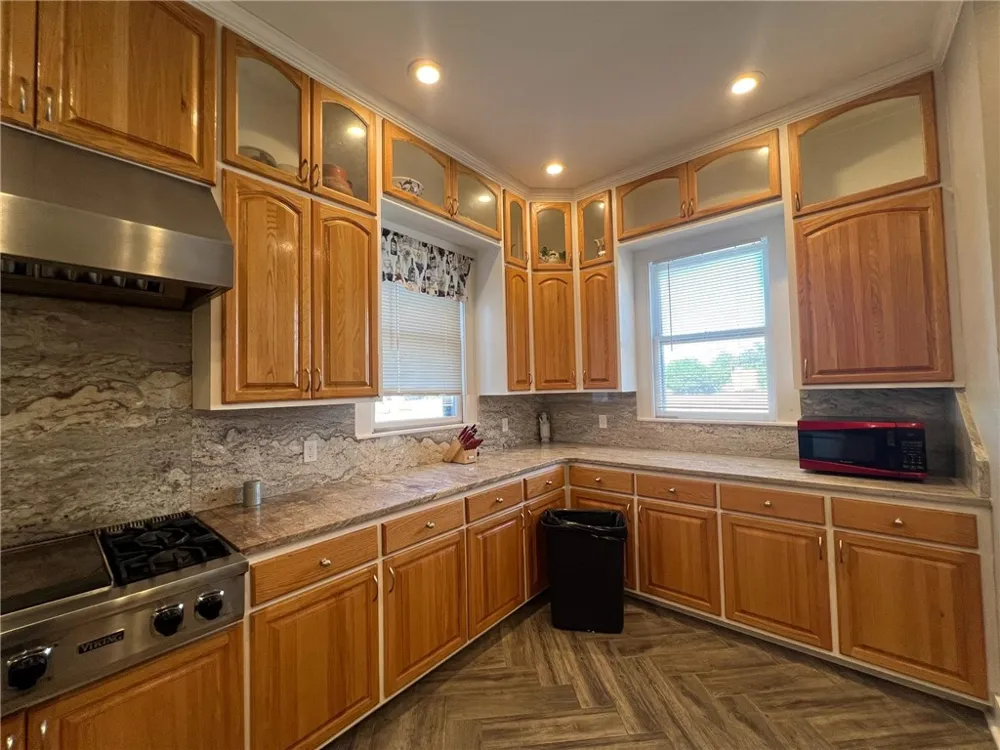 909 Power Street Refugio, TX 78377