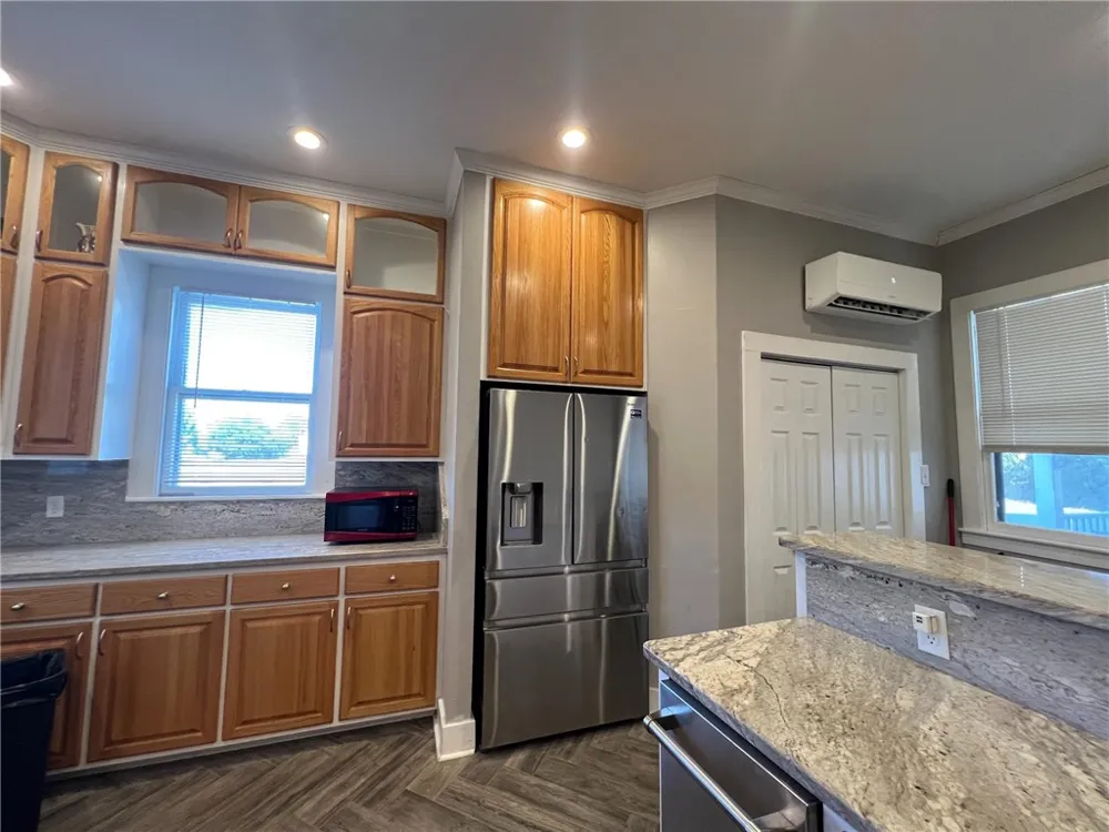 909 Power Street Refugio, TX 78377