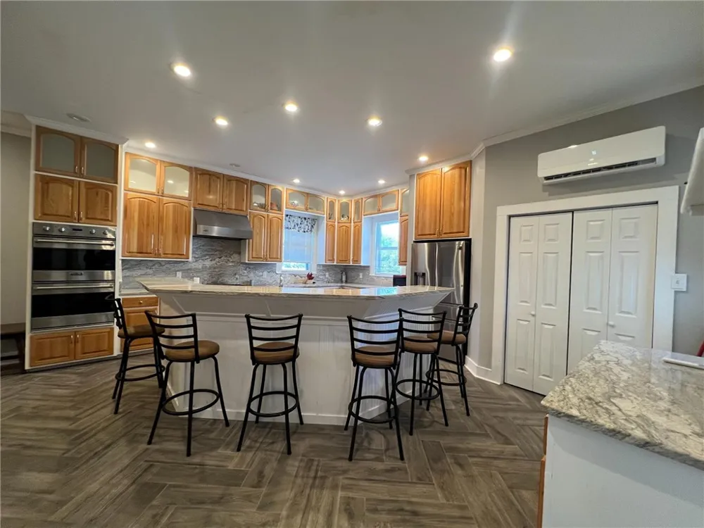 909 Power Street Refugio, TX 78377