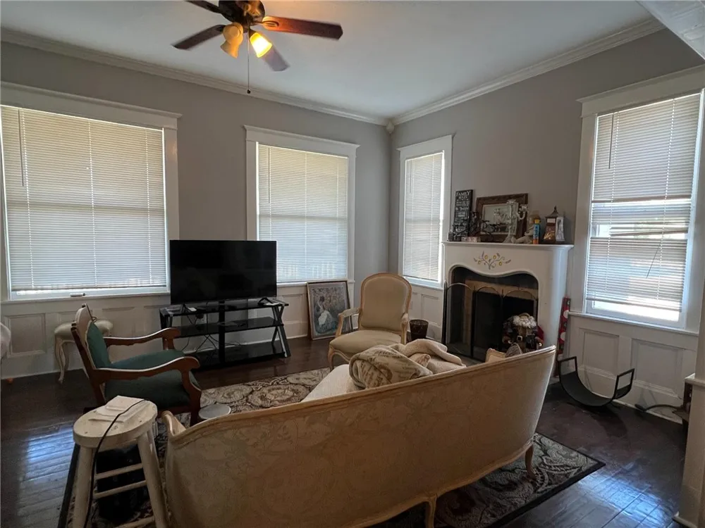 909 Power Street Refugio, TX 78377