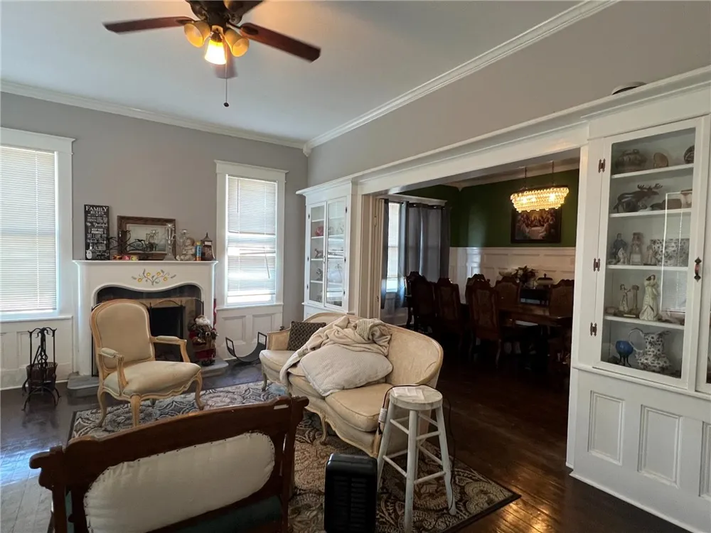 909 Power Street Refugio, TX 78377