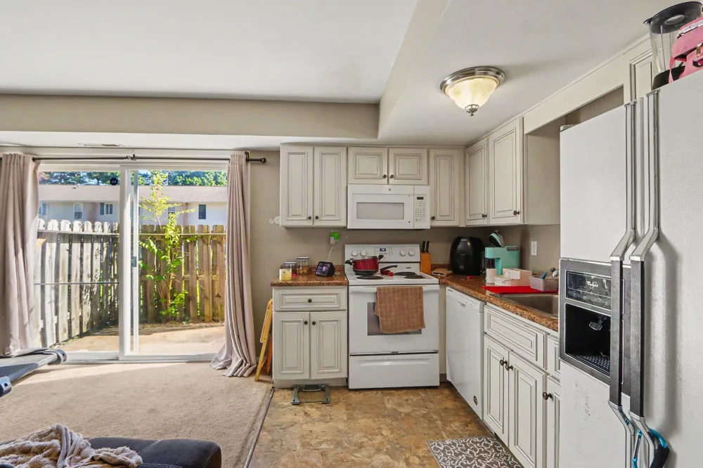 3417 Kenbrooke Court Kalamazoo City, MI 49006