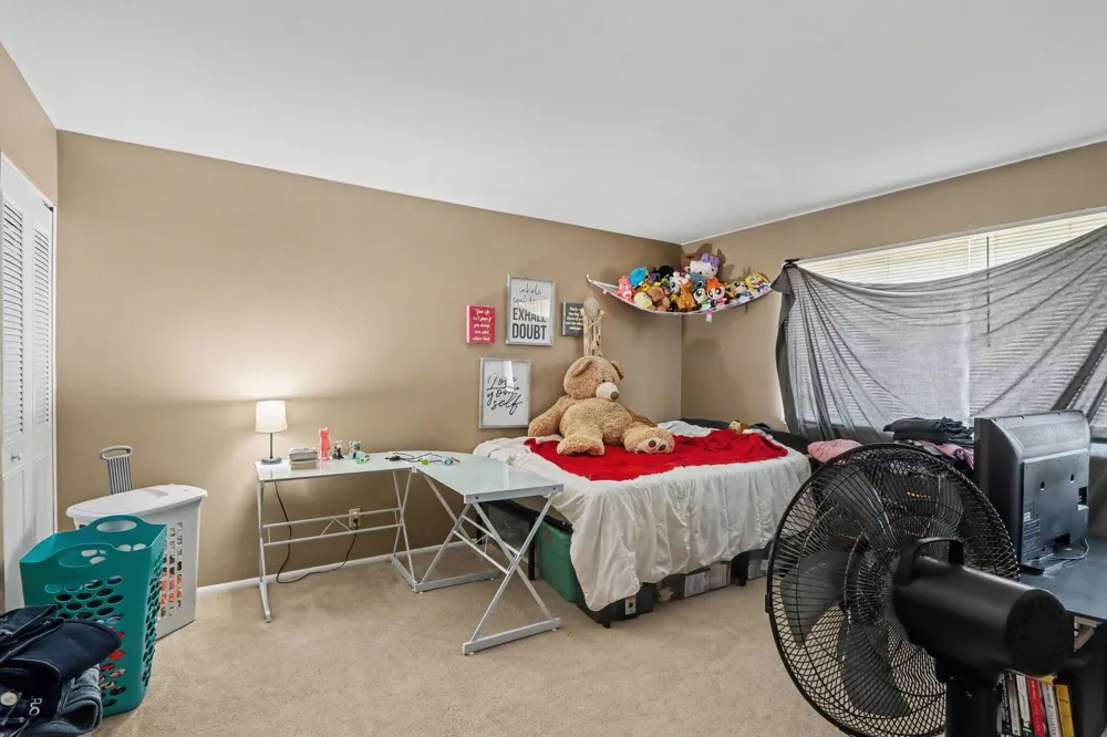 3417 Kenbrooke Court Kalamazoo City, MI 49006