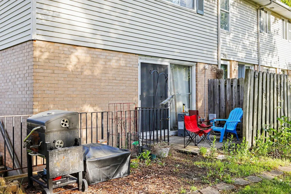 3621 Kenbrooke Court #77 Kalamazoo City, MI 49006