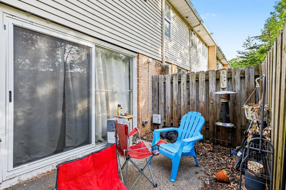 3621 Kenbrooke Court #77 Kalamazoo City, MI 49006