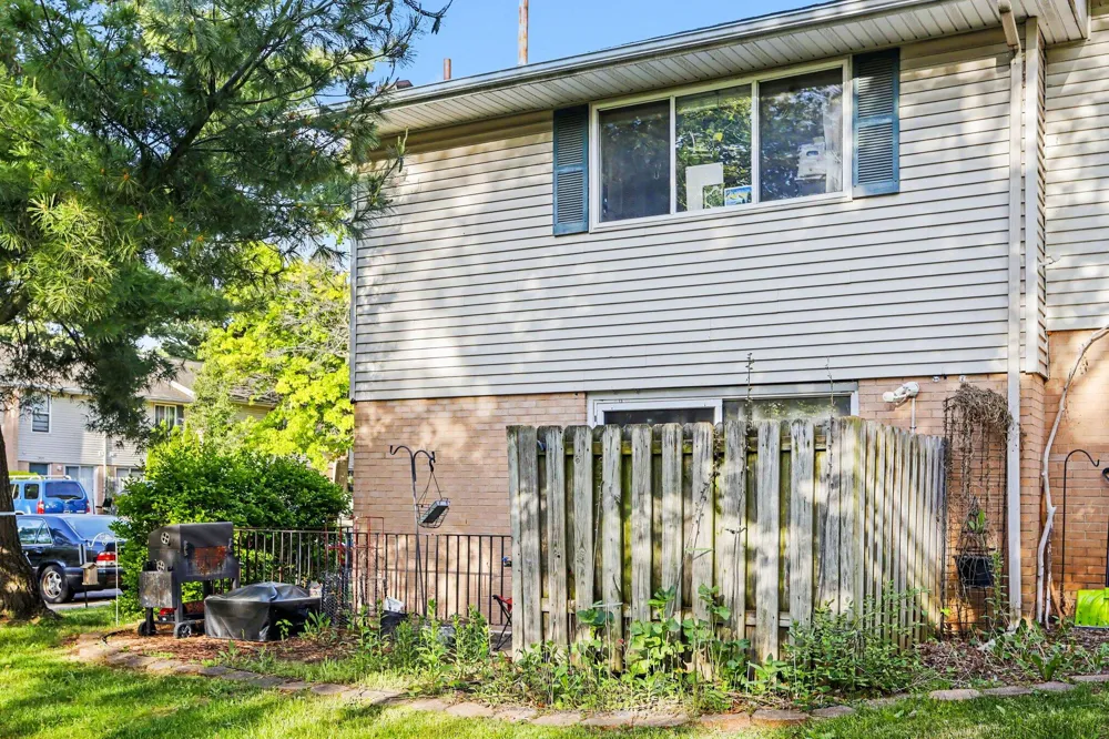 3621 Kenbrooke Court #77 Kalamazoo City, MI 49006