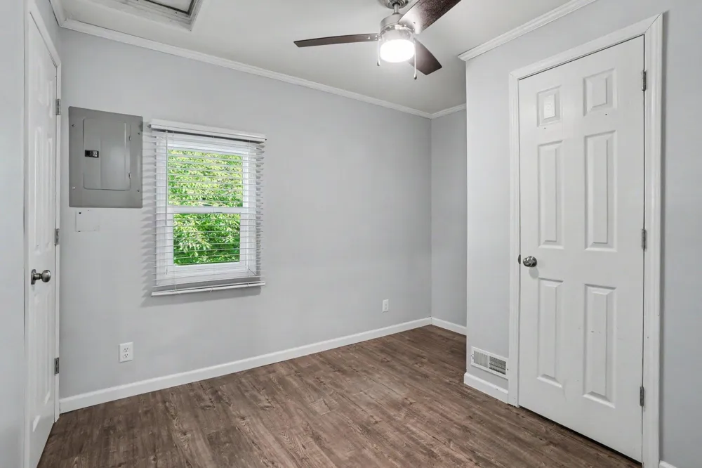 70068 Michigan 43 South Haven Charter Township, MI 49090