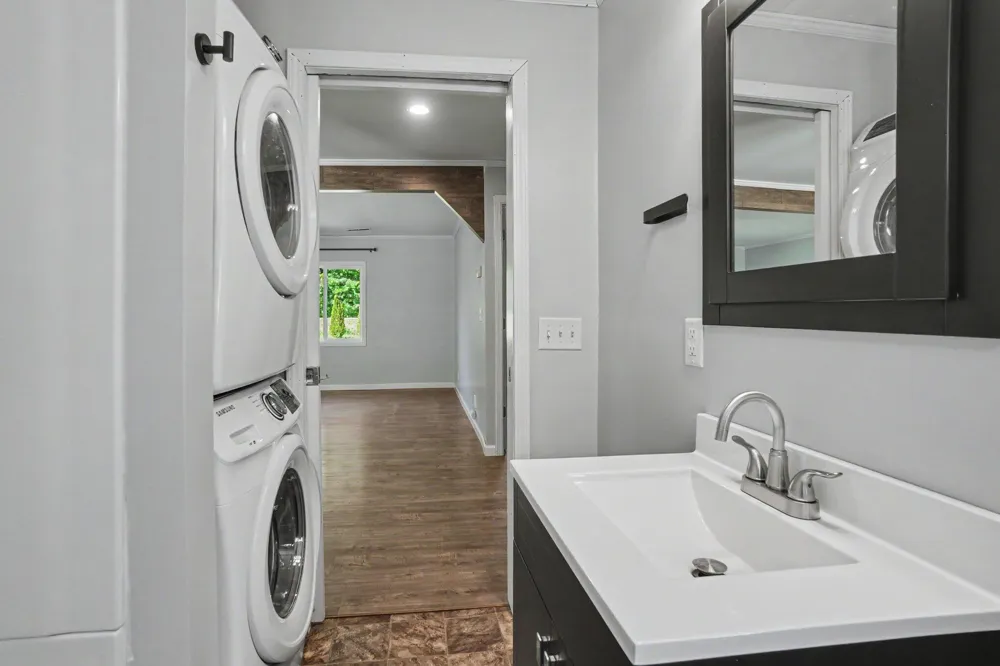 70068 Michigan 43 South Haven Charter Township, MI 49090