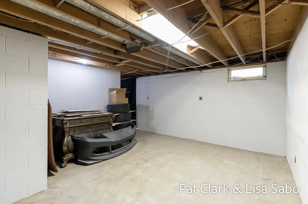 1297 Joslyn Road Muskegon Charter Township, MI 49445