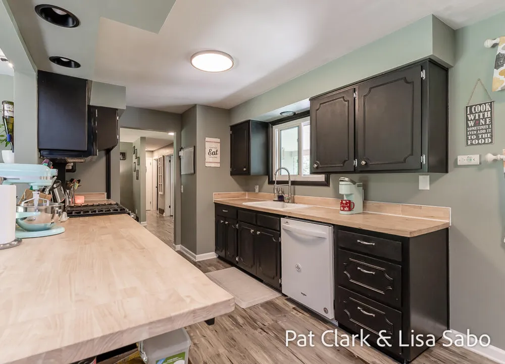 1297 Joslyn Road Muskegon Charter Township, MI 49445