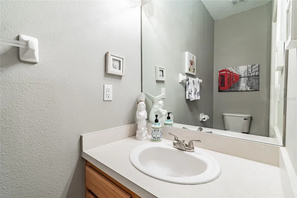 8116 STONE PATH WAY Tampa, FL 33647