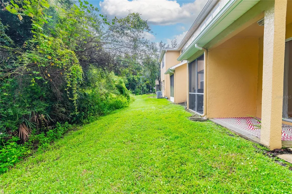 8116 STONE PATH WAY Tampa, FL 33647