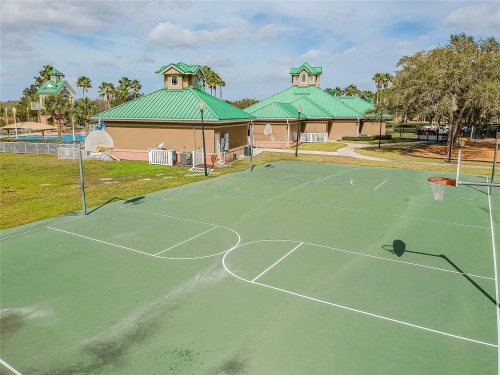 8116 STONE PATH WAY Tampa, FL 33647