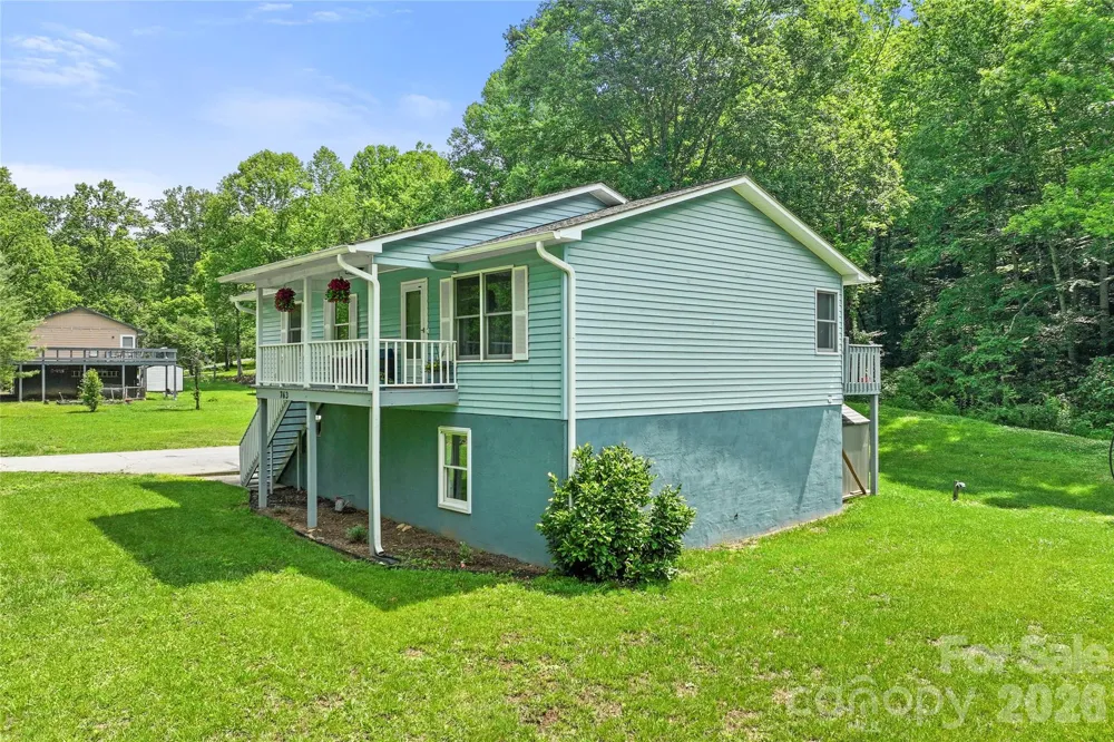 763 Bee Tree Road Swannanoa, NC 28778