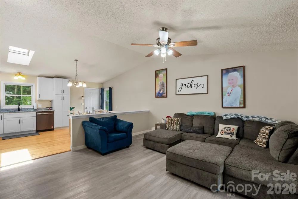 763 Bee Tree Road Swannanoa, NC 28778