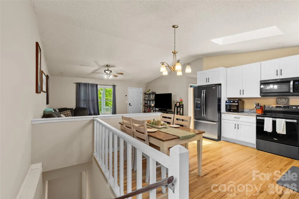763 Bee Tree Road Swannanoa, NC 28778