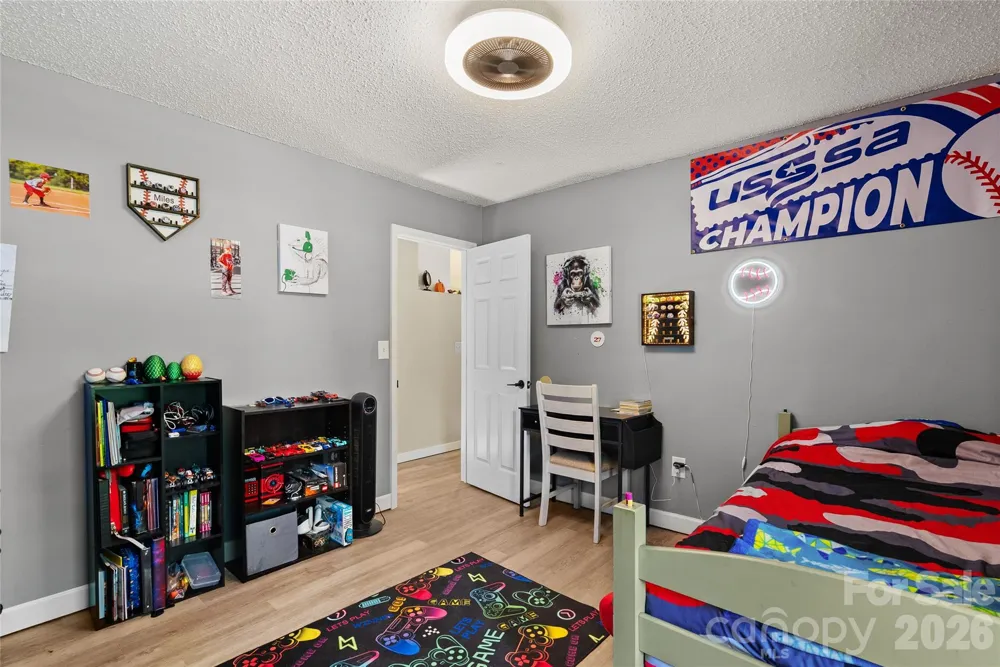763 Bee Tree Road Swannanoa, NC 28778