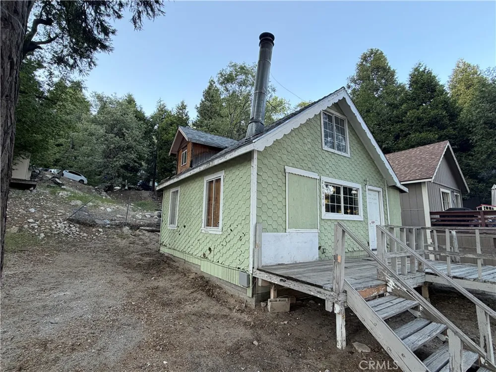 26626 Highway 18 Rimforest, CA 92378