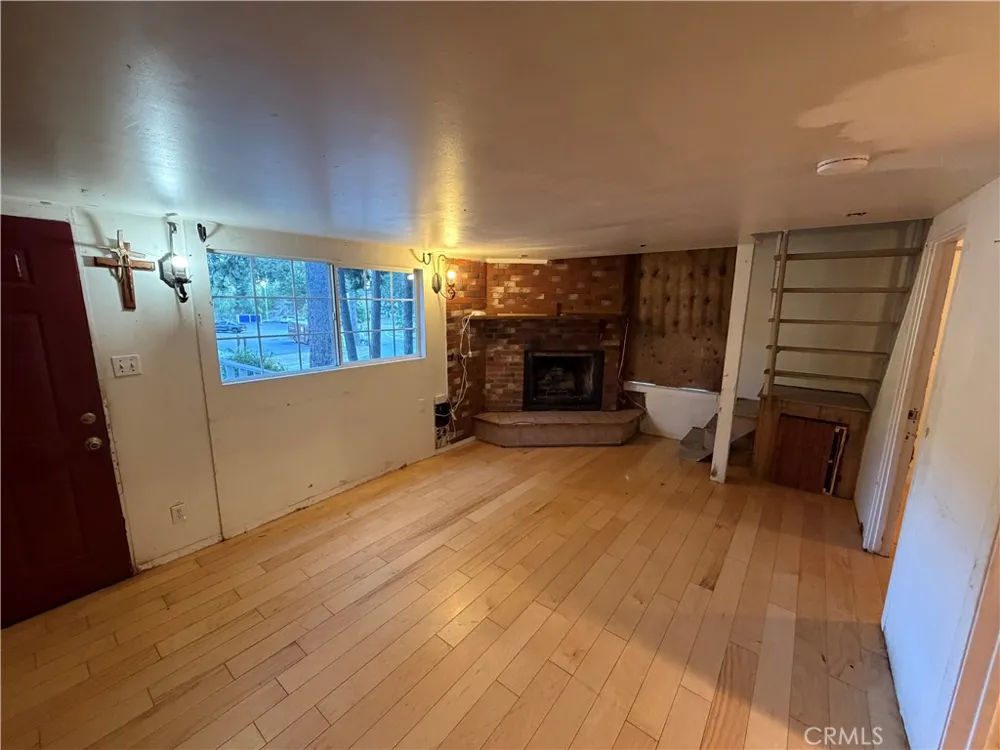 26626 Highway 18 Rimforest, CA 92378
