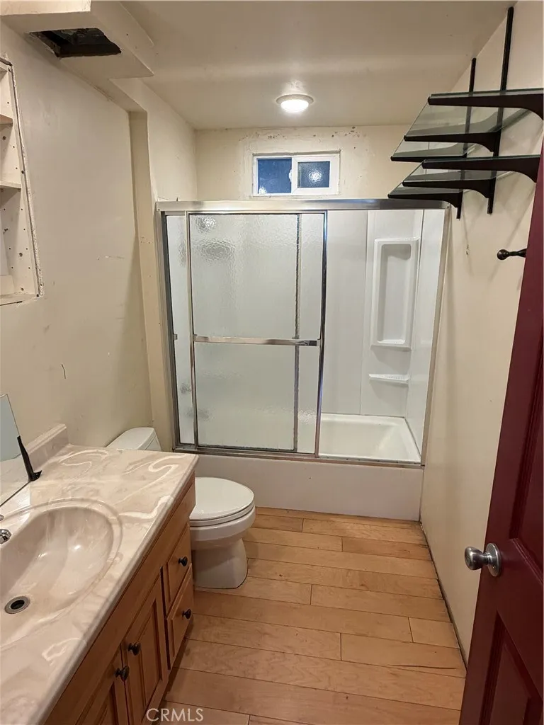 26626 Highway 18 Rimforest, CA 92378