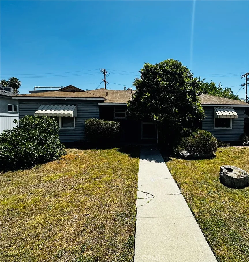 6852 Aura Avenue