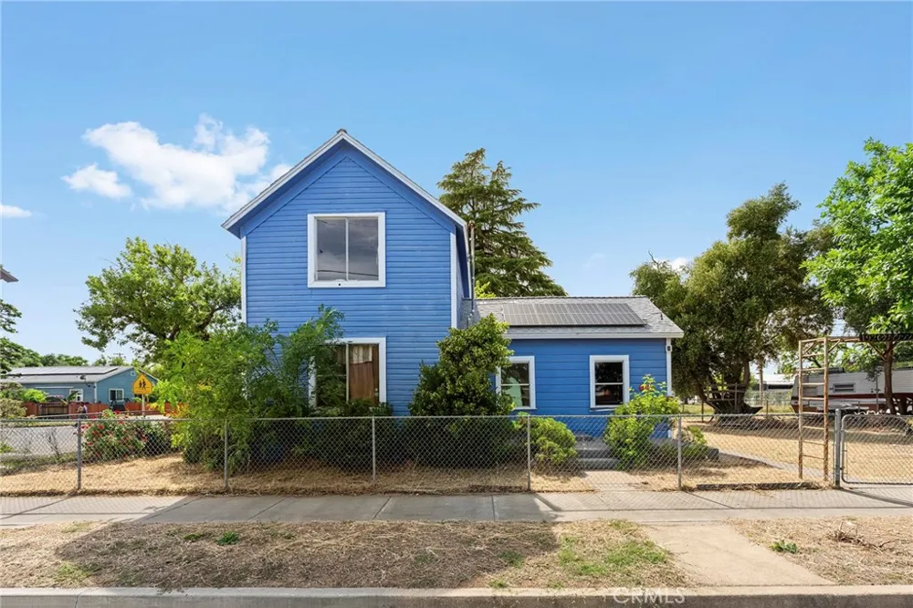 818 6th Avenue Corning, CA 96021