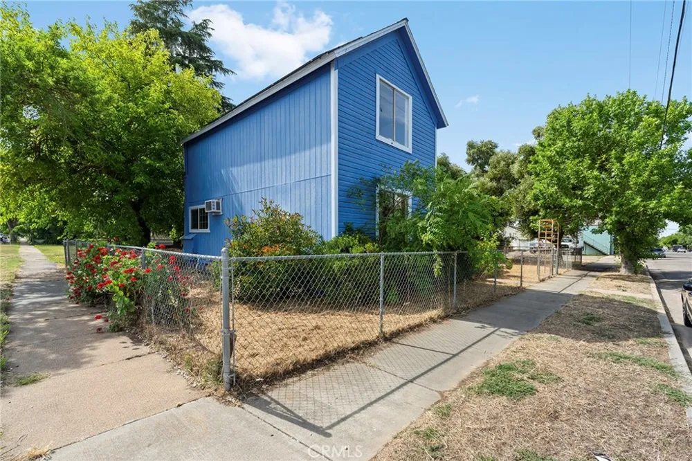 818 6th Avenue Corning, CA 96021