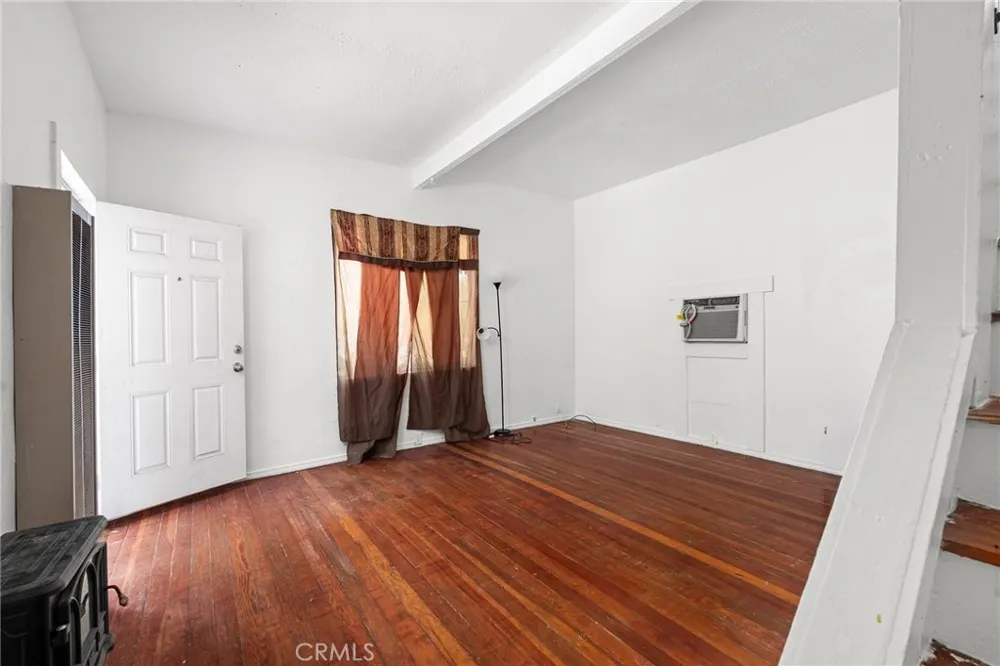 818 6th Avenue Corning, CA 96021