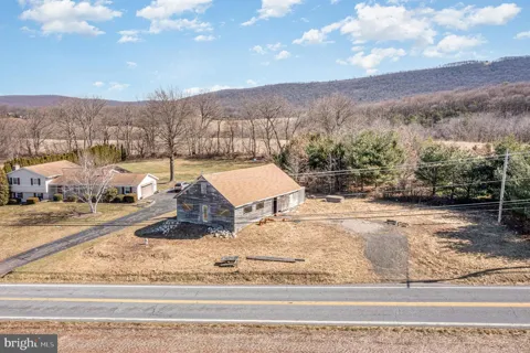 543 MOUNTAIN HOUSE ROAD