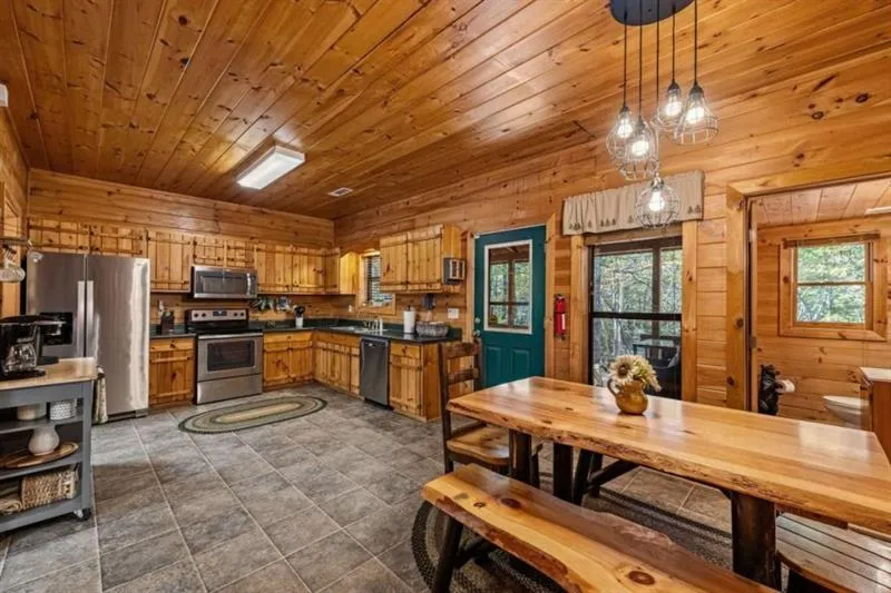 196 Ethan Wilson Way Morganton, GA 30560