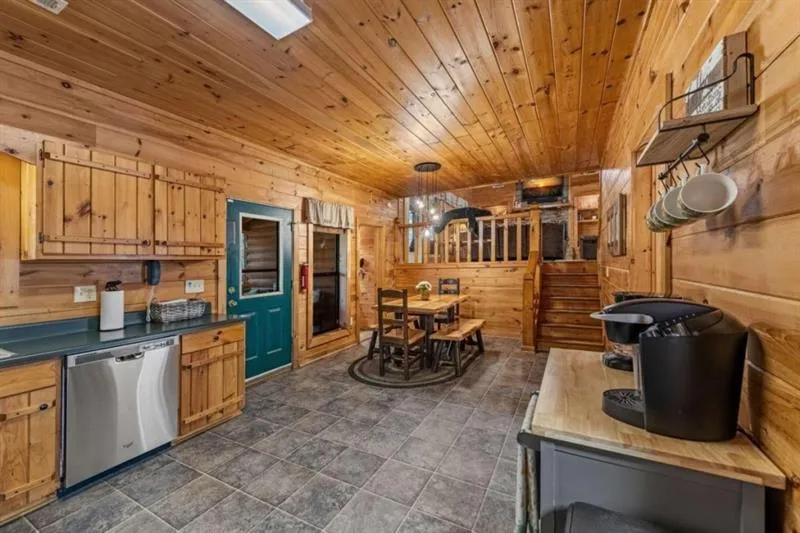 196 Ethan Wilson Way Morganton, GA 30560