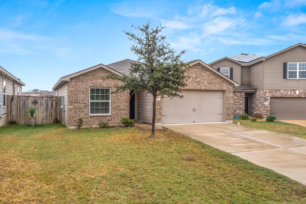 4049 Cressler Lane #21G Jarrell, TX 76537
