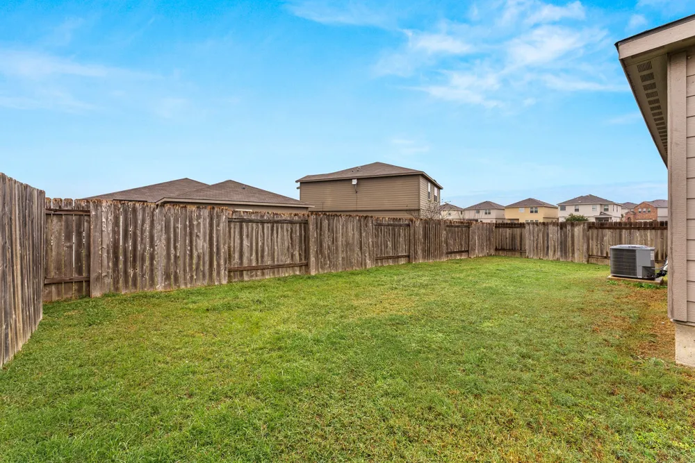 4049 Cressler Lane #21G Jarrell, TX 76537