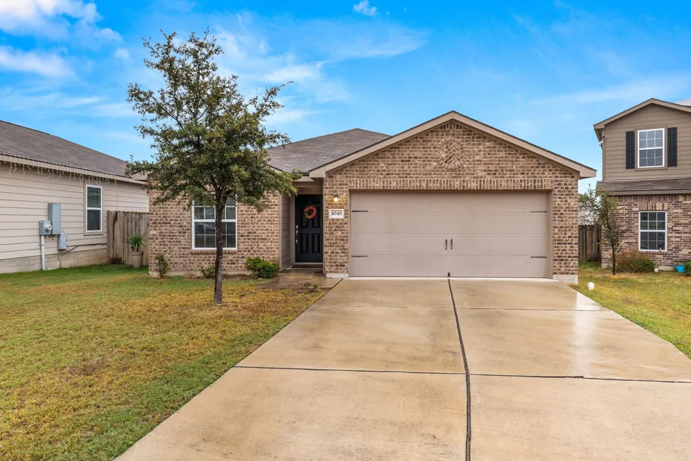 4049 Cressler Lane #21G Jarrell, TX 76537