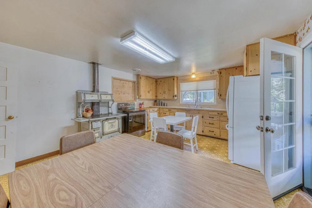 47305 Arroyo Seco Road Greenfield, CA 93927