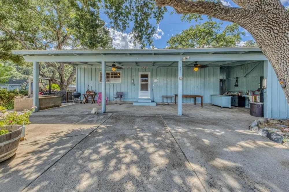 47305 Arroyo Seco Road Greenfield, CA 93927