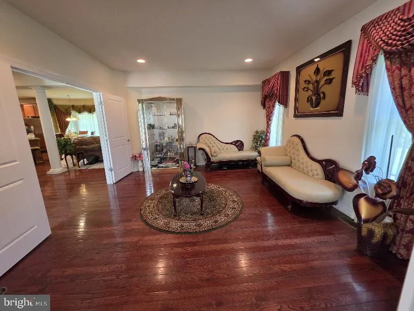 261 PHEASANT DRIVE Huntingdon Valley, PA 19006