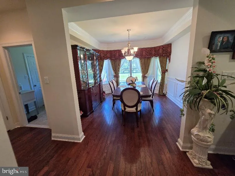 261 PHEASANT DRIVE Huntingdon Valley, PA 19006