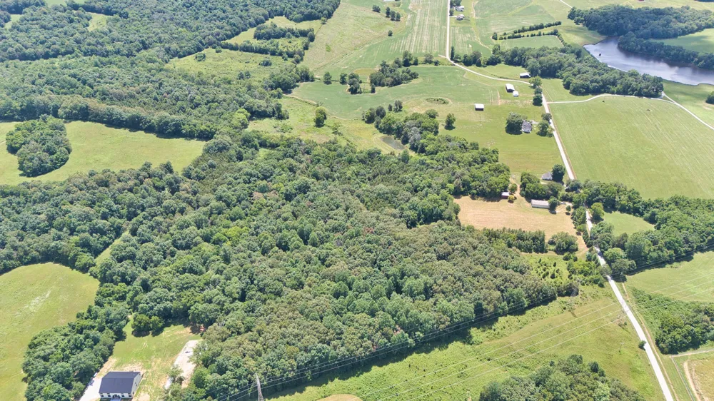 820 Edwards Rd Russellville, KY 42276