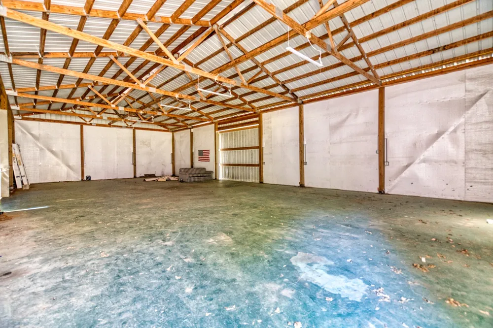 820 Edwards Rd Russellville, KY 42276