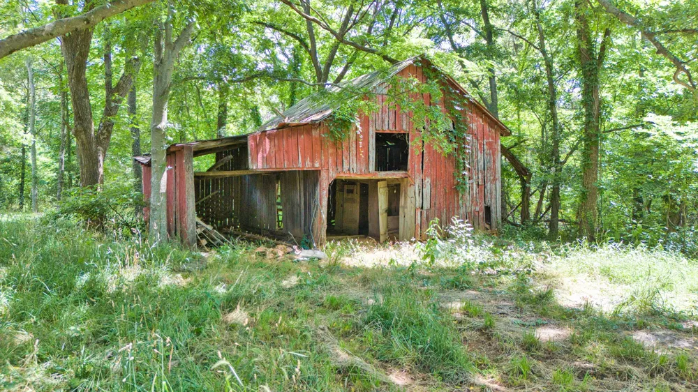 820 Edwards Rd Russellville, KY 42276