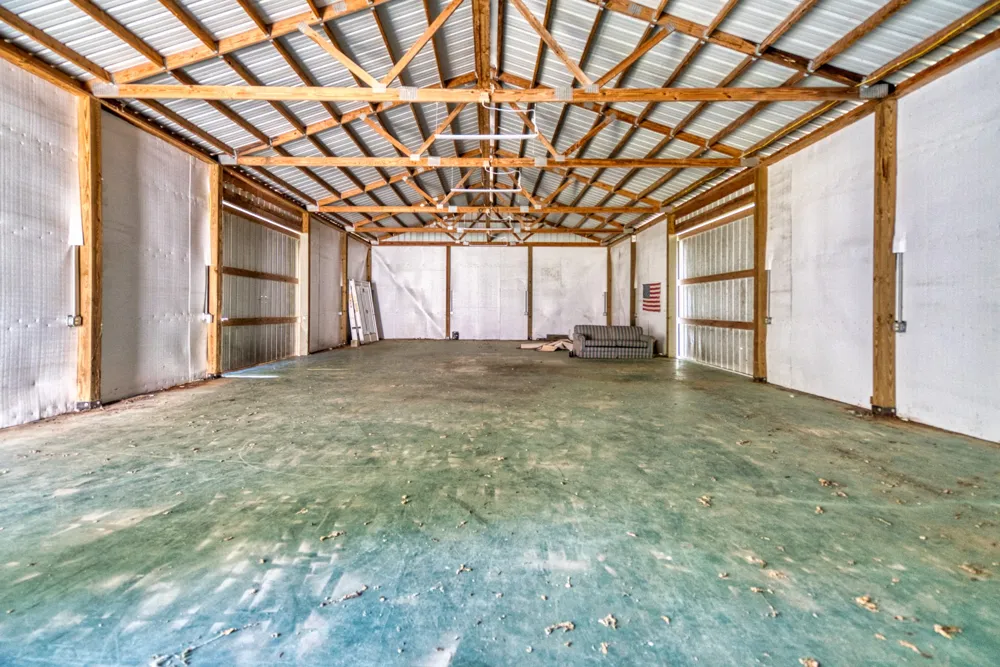 820 Edwards Rd Russellville, KY 42276