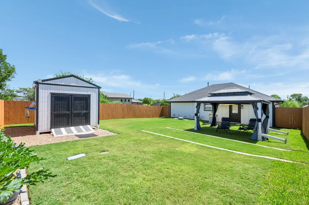 2308 Centaurus Way Granbury, TX 76048
