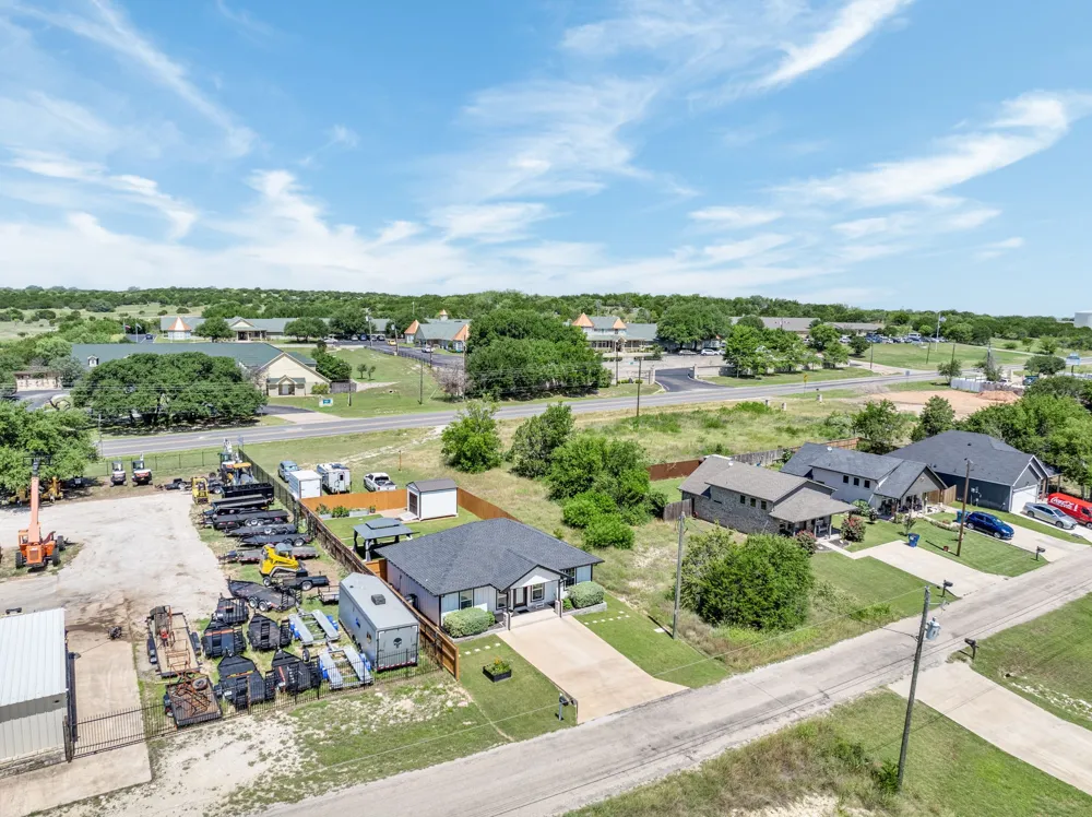 2308 Centaurus Way Granbury, TX 76048